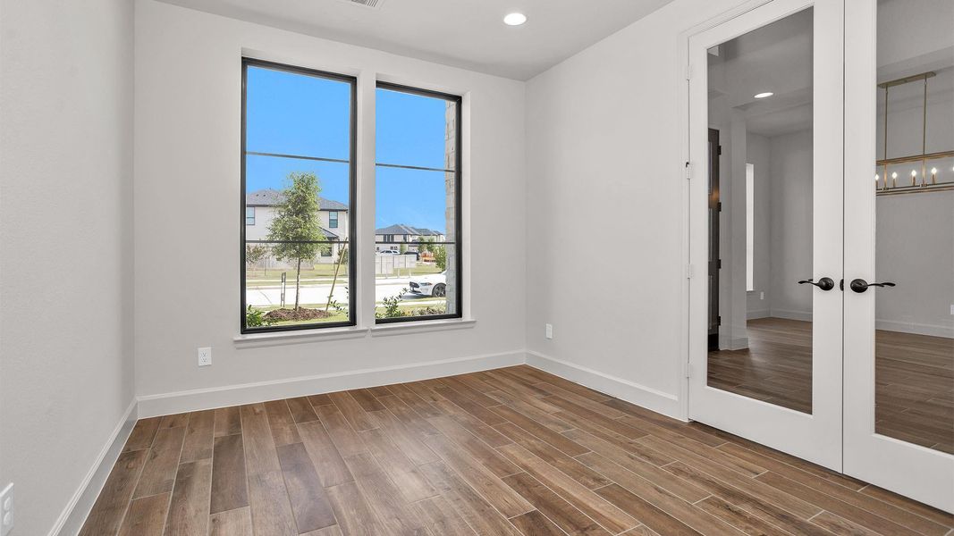 Spacious, unfurnished interior of a new home in StoneCreek Estates, Richmond (Image 9). Spacious, unfurnished interior of a new home in StoneCreek Estates, Richmond (Image 9).