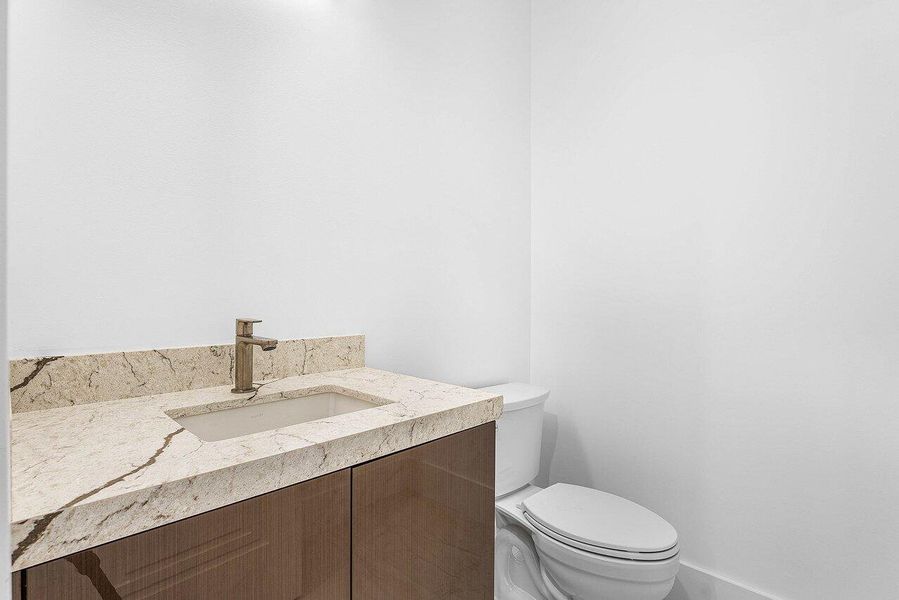 047-3100PalmDrive-DelrayBeach-FL-33483-S