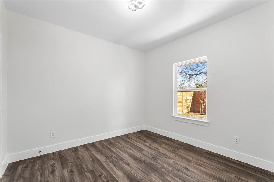 Spacious, unfurnished interior of a new home in , Dallas (Image 25).