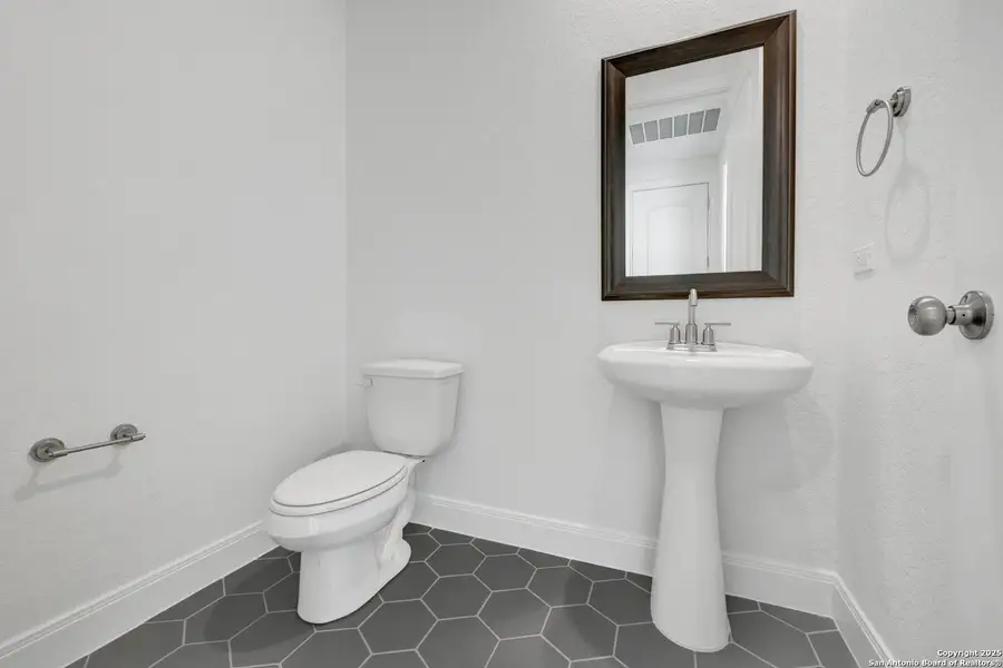 Furnished interior view inside a new home in Everly Estates, San Antonio (Image 6). Furnished interior view inside a new home in Everly Estates, San Antonio (Image 6).