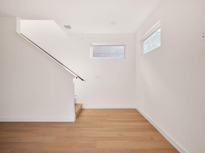 Spacious, unfurnished interior of a new home in , Austin (Image 19).