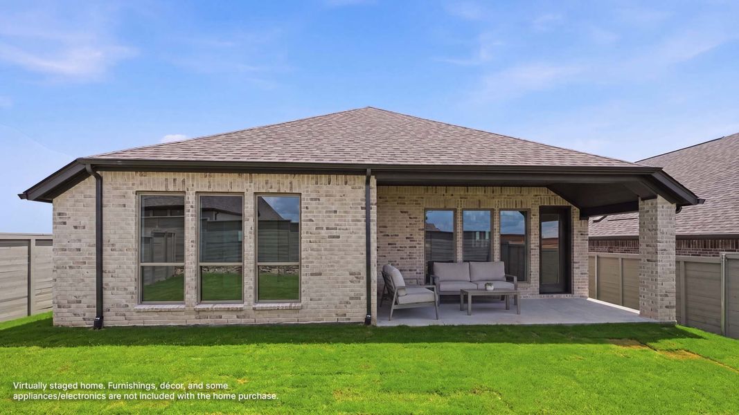 Exterior details and patio area of a home in Ramble, Celina (Image 3).