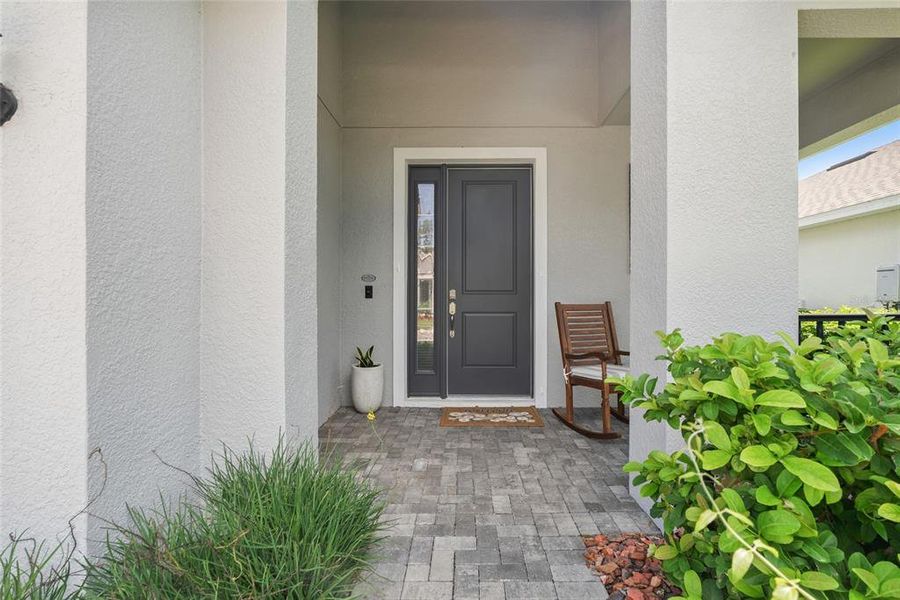 Exterior details and patio area of a home in Summerbrooke, Mount Dora (Image 4). Exterior details and patio area of a home in Summerbrooke, Mount Dora (Image 4).