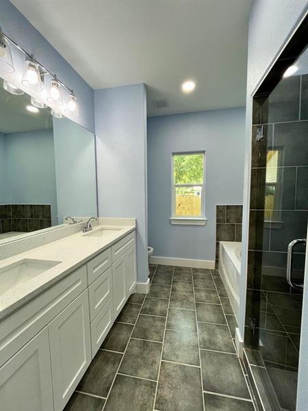 Furnished interior view inside a new home in , Fort Worth (Image 26). Furnished interior view inside a new home in , Fort Worth (Image 26).