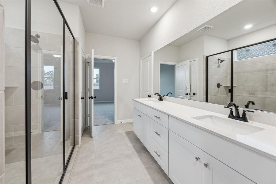Furnished interior view inside a new home in Elyson, Katy (Image 8).