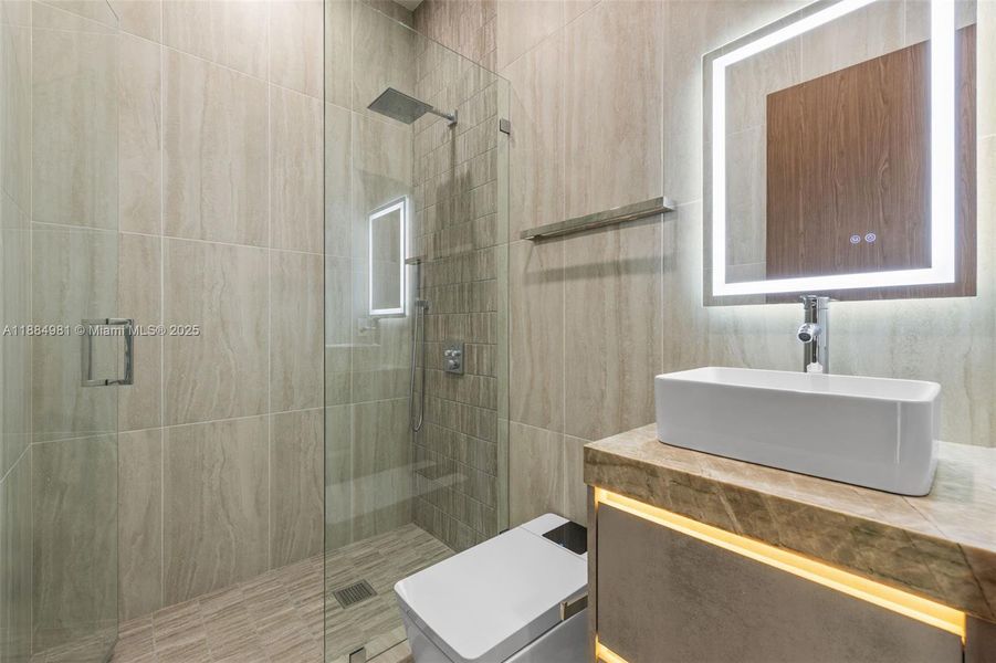 Furnished interior view inside a new home in , Miami (Image 37). Furnished interior view inside a new home in , Miami (Image 37).