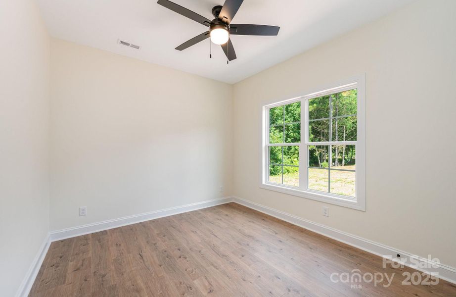 Spacious, unfurnished interior of a new home in , Salisbury (Image 25).