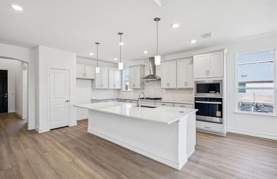 Abundant cabinet space in kitchen Abundant cabinet space in kitchen