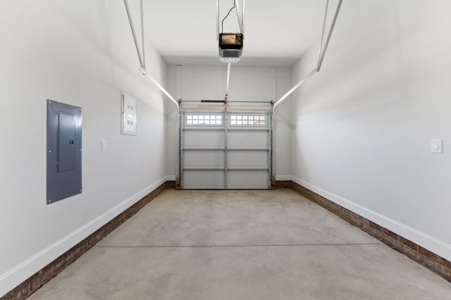 Representative unfurnished interior of a home built from the Hampton by Keystone Homes NC in Preserve at Carriage Cove, Oak Ridge (Image 119).