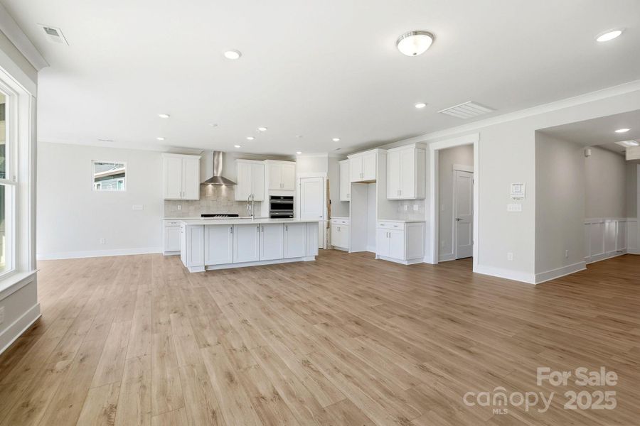 Spacious, unfurnished interior of a new home in Rone Creek, Waxhaw (Image 36).