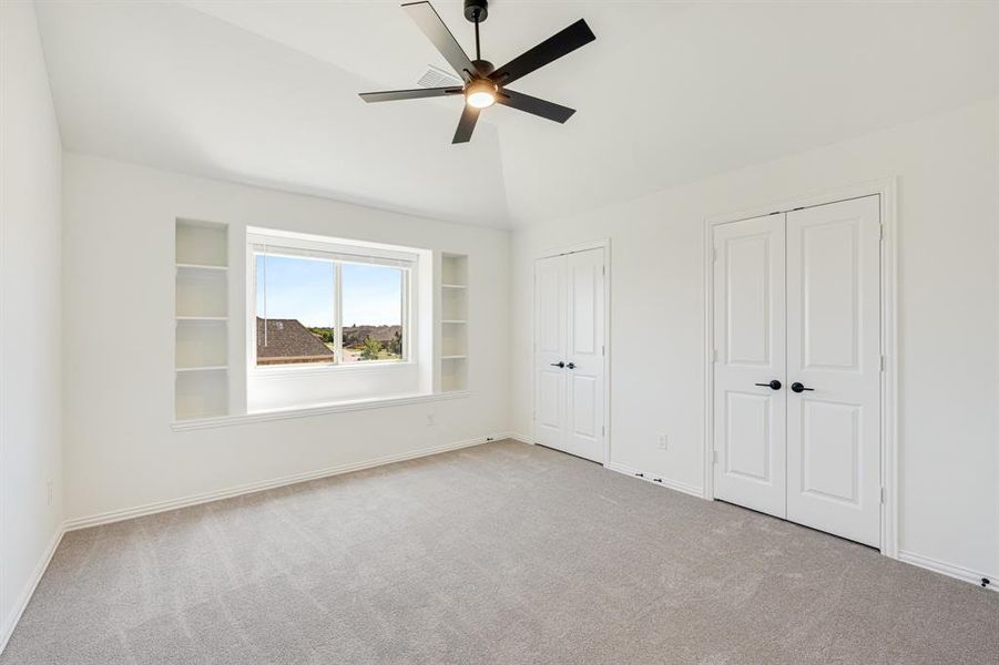Spacious, unfurnished interior of a new home in Eagle Glen 50, Alvarado (Image 29).