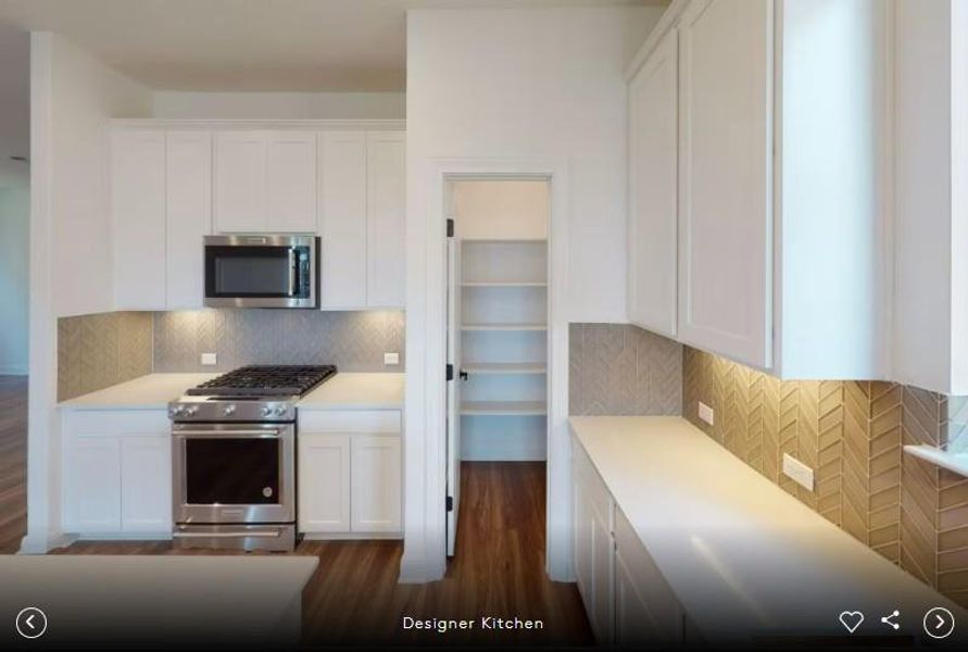 Interior photos- Photo of Pulte model home with same floor plan, not of actual home listed. Interior photos- Photo of Pulte model home with same floor plan, not of actual home listed.