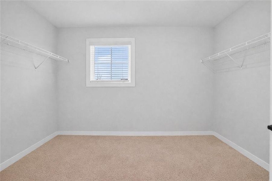 Spacious, unfurnished interior of a new home in The Fairways at Mirror Lake, Villa Rica (Image 40).