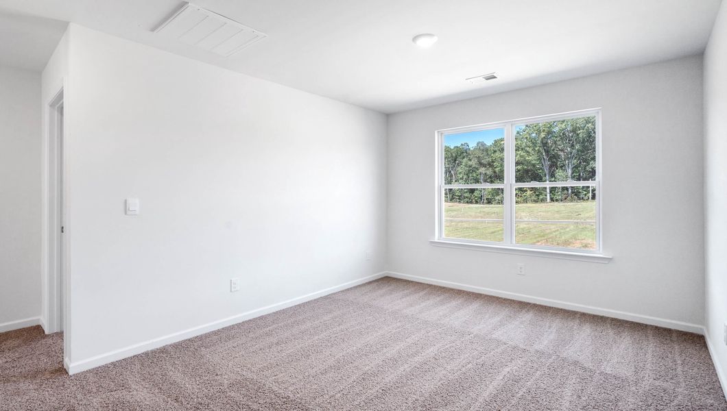 Spacious, unfurnished interior of a new home in Sage Grove, Lyman (Image 23).
