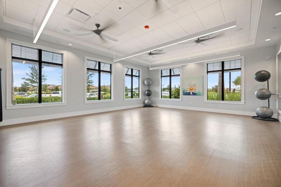 Spacious, unfurnished interior of a new home in , Nokomis (Image 18).