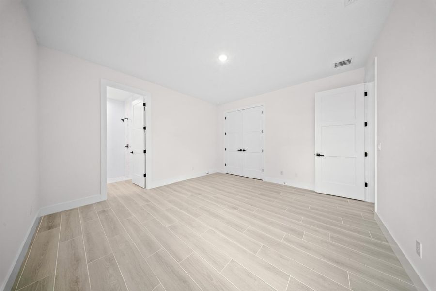 Spacious, unfurnished interior of a new home in , Fort Pierce (Image 35). Spacious, unfurnished interior of a new home in , Fort Pierce (Image 35).