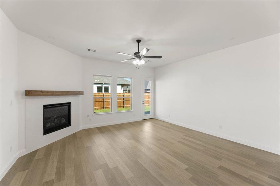 5400 Century Lake-Primary Suite-3