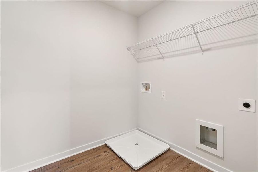 Spacious, unfurnished interior of a new home in Walker Grove, McDonough (Image 23). Spacious, unfurnished interior of a new home in Walker Grove, McDonough (Image 23).
