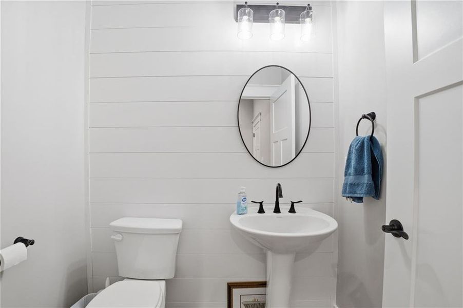 Furnished interior view inside a new home in , Jasper (Image 39).