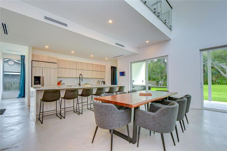 Image 52 of a home in .