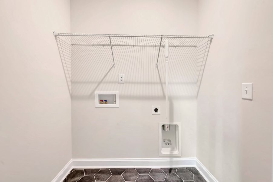 Spacious, unfurnished interior of a new home in Old Town Village, Waxhaw (Image 21).