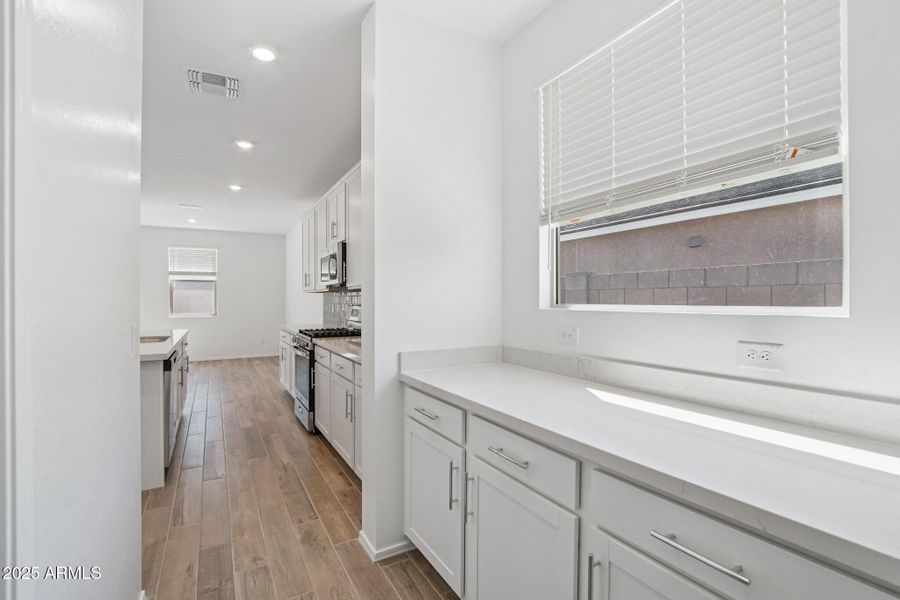 16-web-or-mls-W Mellen Ln-S3009-016 16-web-or-mls-W Mellen Ln-S3009-016