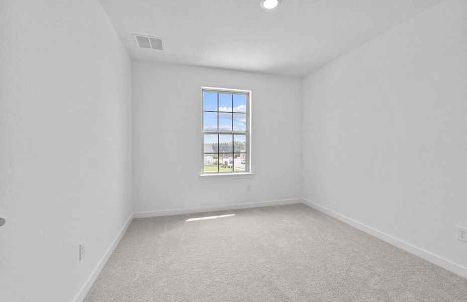 Spacious, unfurnished interior of a new home in Wolf Ranch, Georgetown (Image 16). Spacious, unfurnished interior of a new home in Wolf Ranch, Georgetown (Image 16).