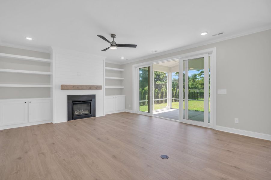 Representative unfurnished interior of a home built from the The Whitley by RobuckHomes in Windwater, Hampstead (Image 25).