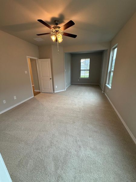 Spacious, unfurnished interior of a new home in Southern Pointe, College Station (Image 8).