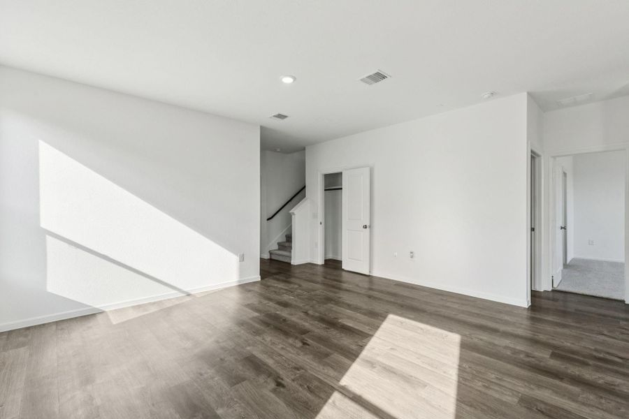 Spacious, unfurnished interior of a new home in Windcress, Cove (Image 23). Spacious, unfurnished interior of a new home in Windcress, Cove (Image 23).