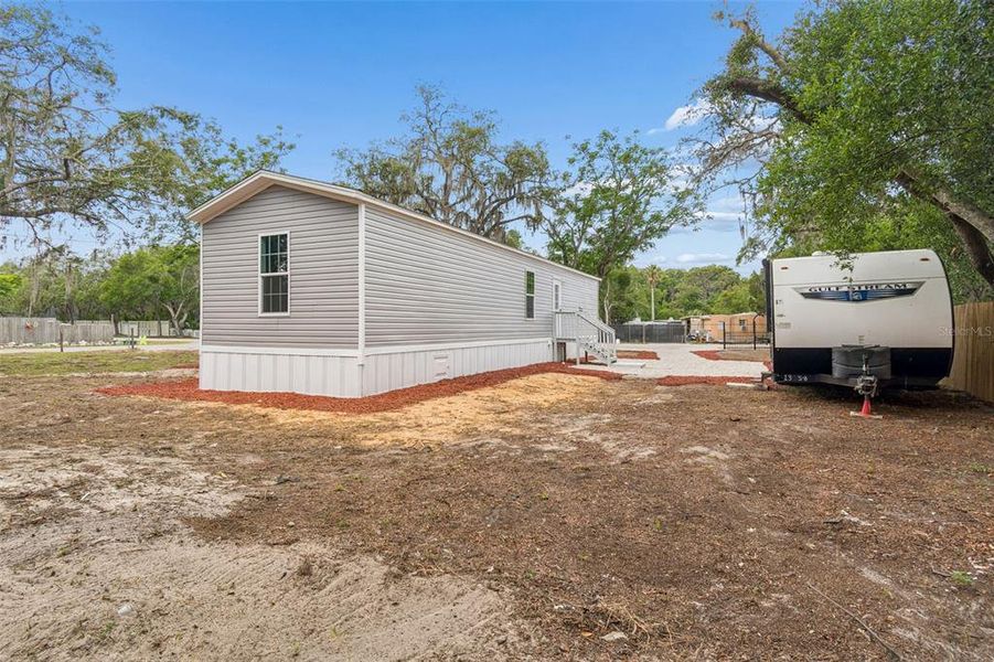 Exterior details and patio area of a home in , New Port Richey (Image 26).