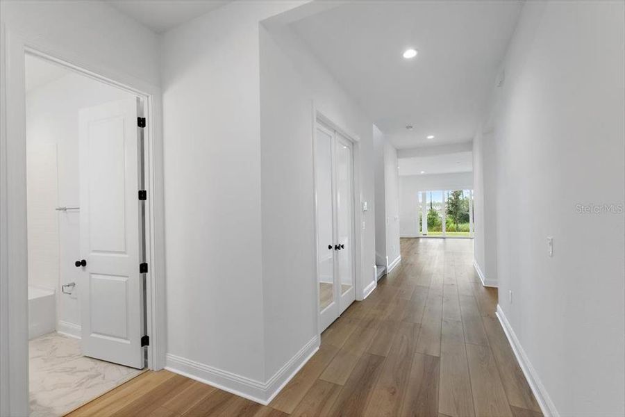 Spacious, unfurnished interior of a new home in , Palm Coast (Image 23).