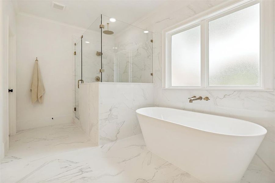Furnished interior view inside a new home in , Dallas (Image 8).