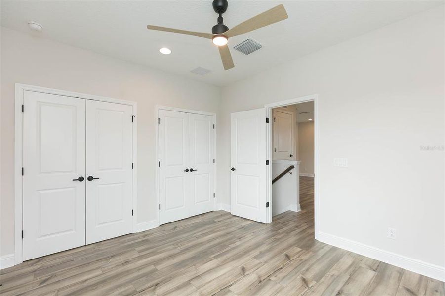 Spacious, unfurnished interior of a new home in , San Antonio (Image 28).