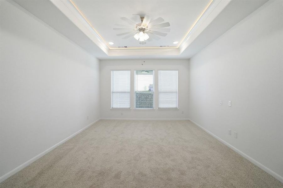 Spacious, unfurnished interior of a new home in Westridge, Princeton (Image 33).