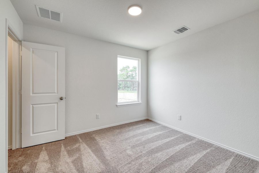 Spacious, unfurnished interior of a new home in River Bluff, Leander (Image 22). Spacious, unfurnished interior of a new home in River Bluff, Leander (Image 22).