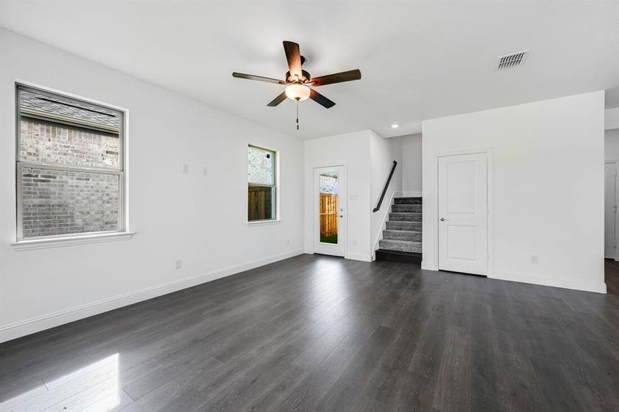 116 North Sky Drive ~ Ready Now 116 North Sky Drive ~ Ready Now