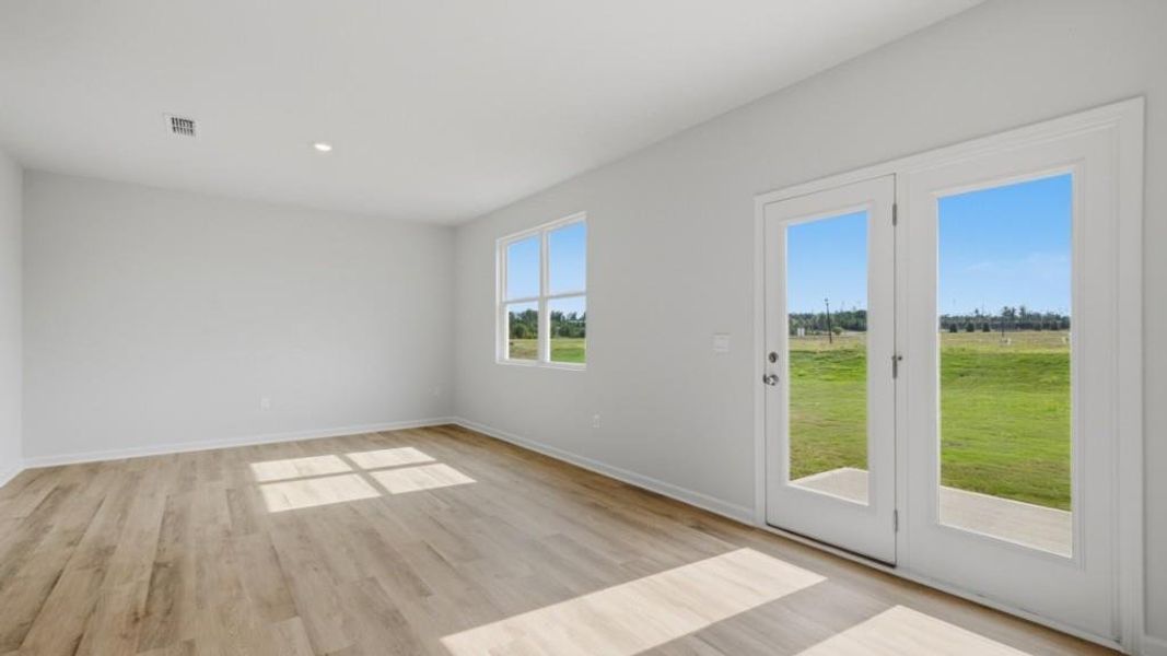 Spacious, unfurnished interior of a new home in Northberry, Rome (Image 17).