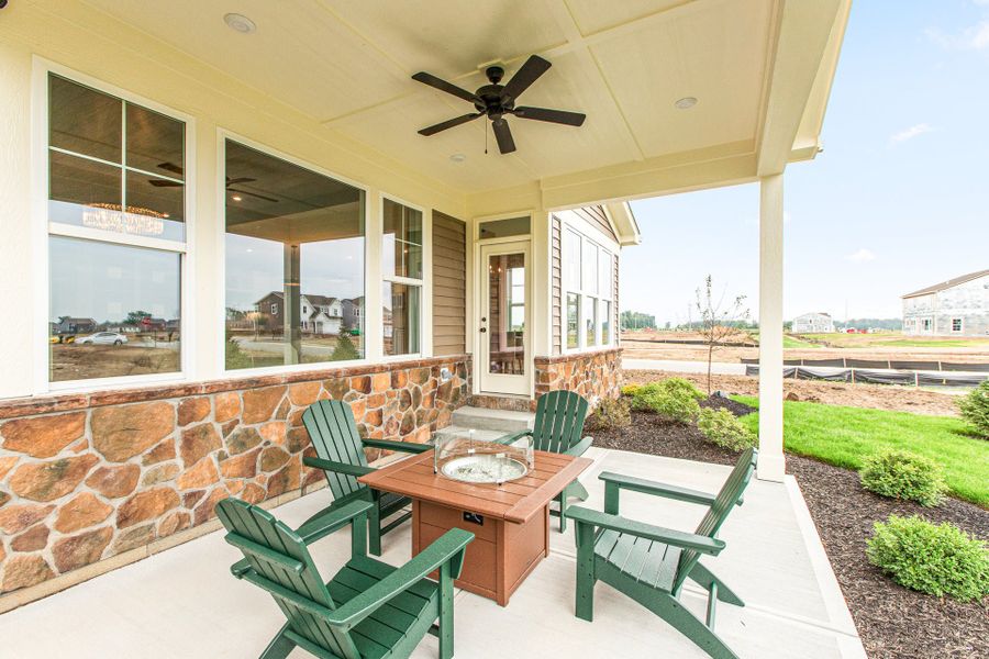 Representative exterior details of a home built from the Calvin by Fischer Homes in Twin Lakes, Hoschton (Image 3). Representative exterior details of a home built from the Calvin by Fischer Homes in Twin Lakes, Hoschton (Image 3).