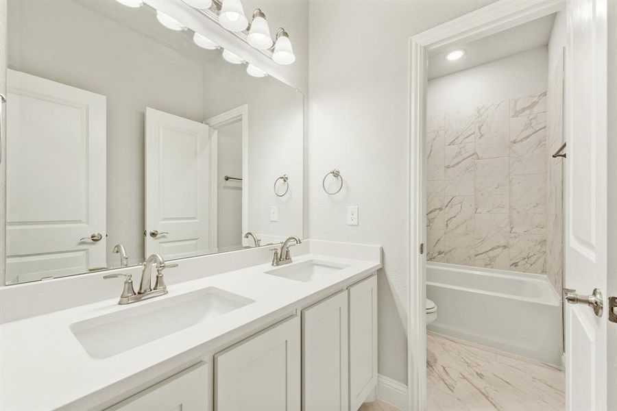 Furnished interior view inside a new home in Silo Mills Classic 70, Cleburne (Image 13).