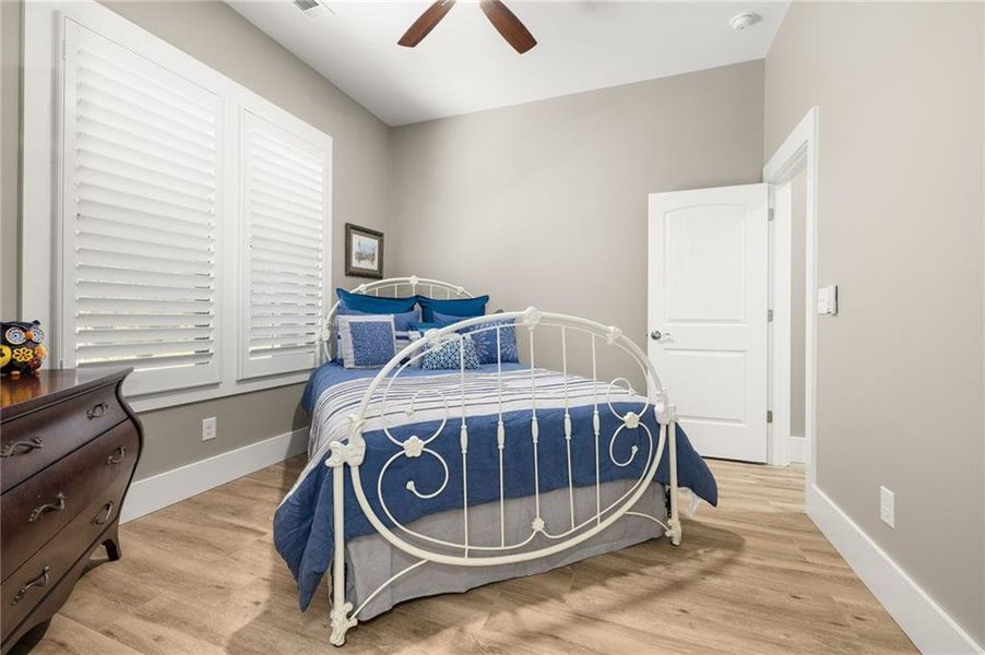 Furnished interior view inside a new home in , Jefferson (Image 36).