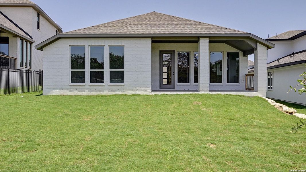 Exterior details and patio area of a home in Esperanza, Boerne (Image 4).