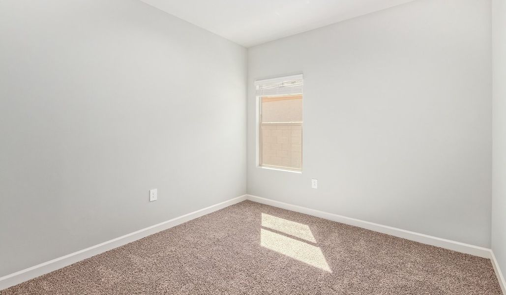 Spacious, unfurnished interior of a new home in Sycamore Vista, Vail (Image 27).