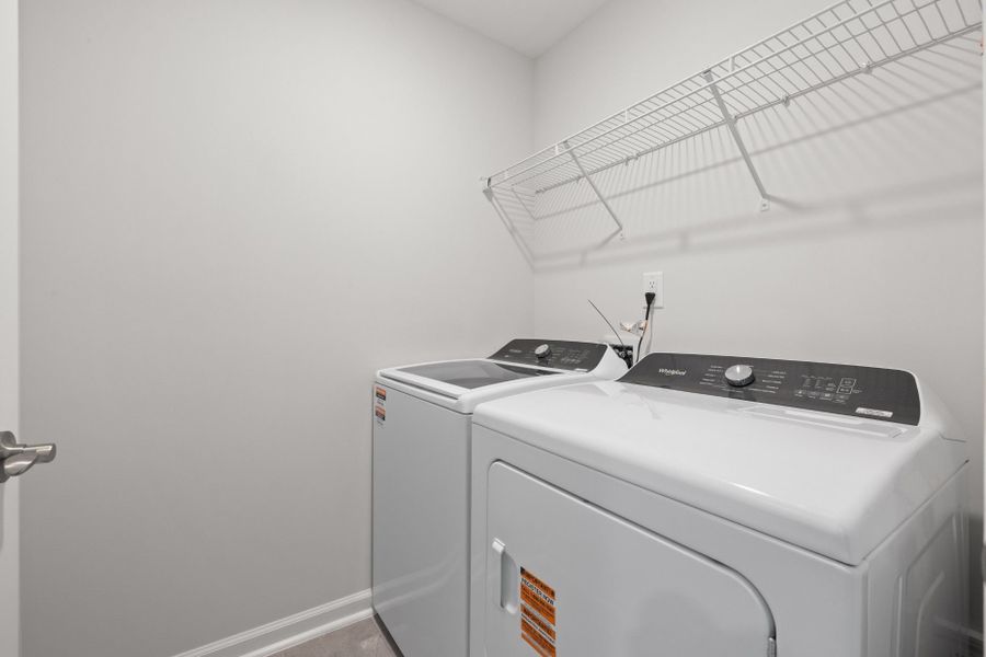 Representative interior finishes for a home built from the Hemingway by Pulte Homes in Flemingfield, Greensboro (Image 20).