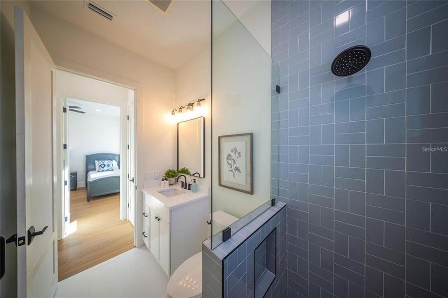 Furnished interior view inside a new home in , Sarasota (Image 61).