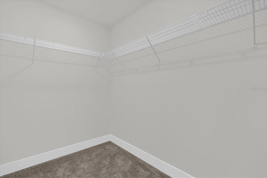 Spacious, unfurnished interior of a new home in , St. Cloud (Image 22).