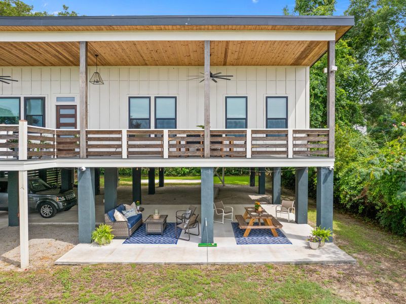 Exterior details and patio area of a home in , Charleston (Image 2). Exterior details and patio area of a home in , Charleston (Image 2).