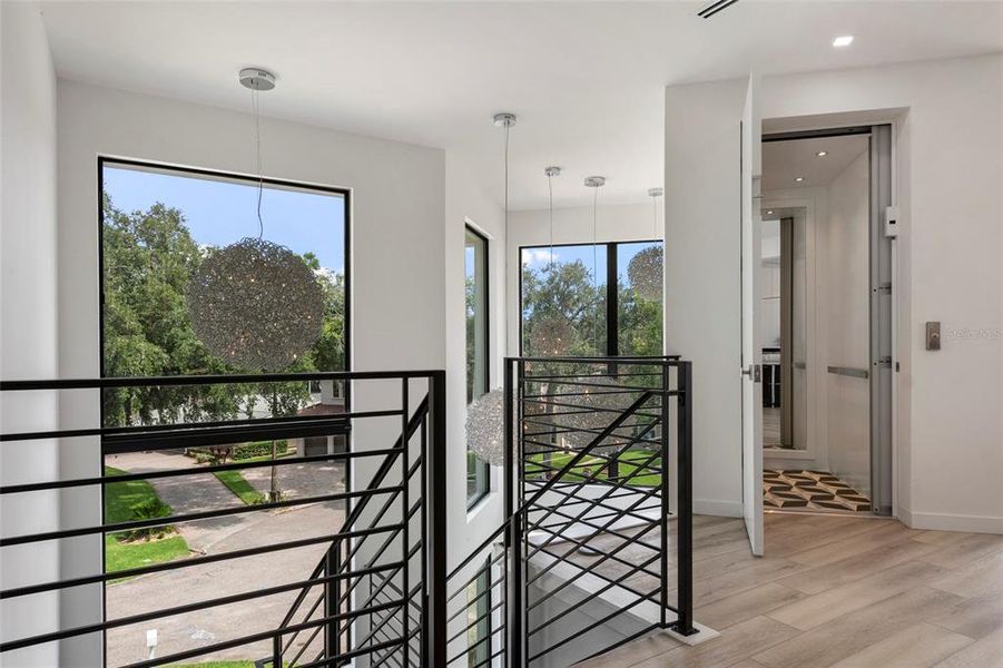 Spacious, unfurnished interior of a new home in , Windermere (Image 26).