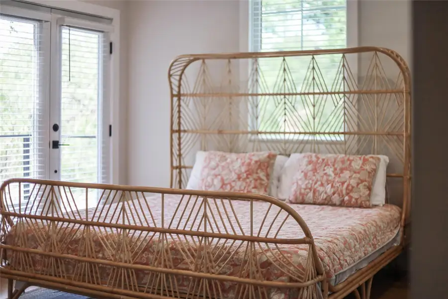 Furnished interior view inside a new home in , Austin (Image 11). Furnished interior view inside a new home in , Austin (Image 11).