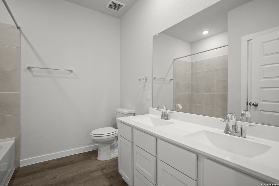 Furnished interior view inside a new home in Agave, San Antonio (Image 5).